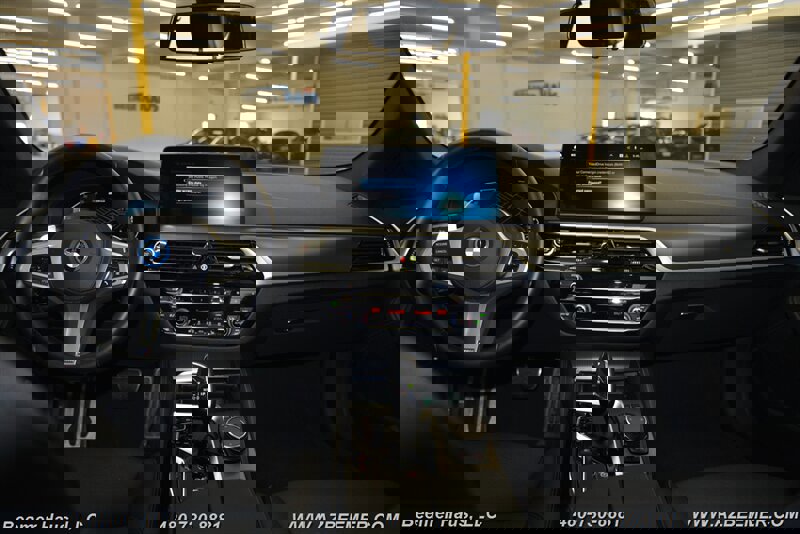 Used 2023 BMW 530e w/ M Sport Package image 25