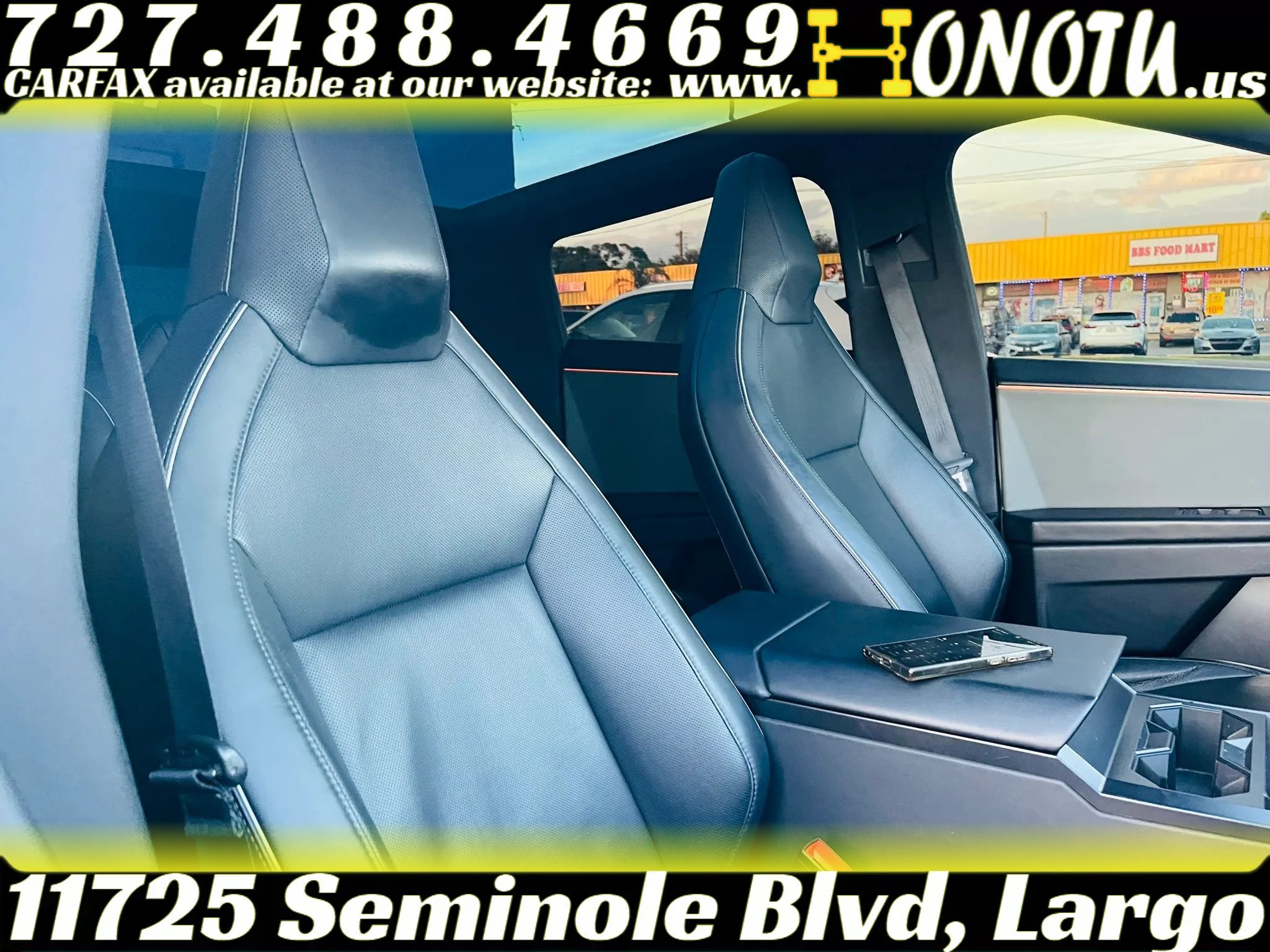 Used 2024 Tesla Cybertruck AWD Crew Cab image 21