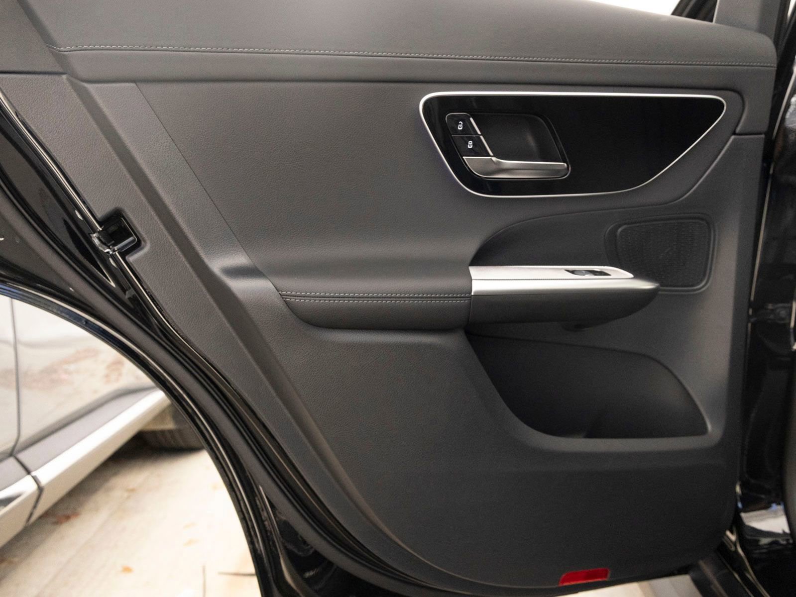 New 2026 Mercedes-Benz GLC 300 image 19