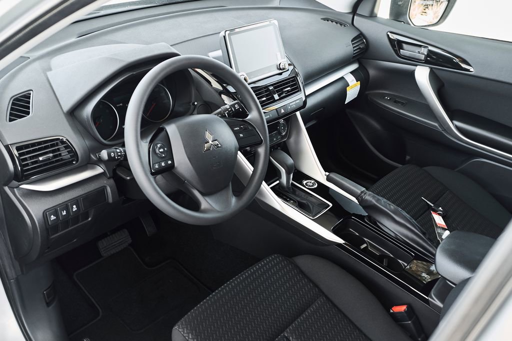 New 2026 Mitsubishi Eclipse Cross ES AWD/4WD image 6