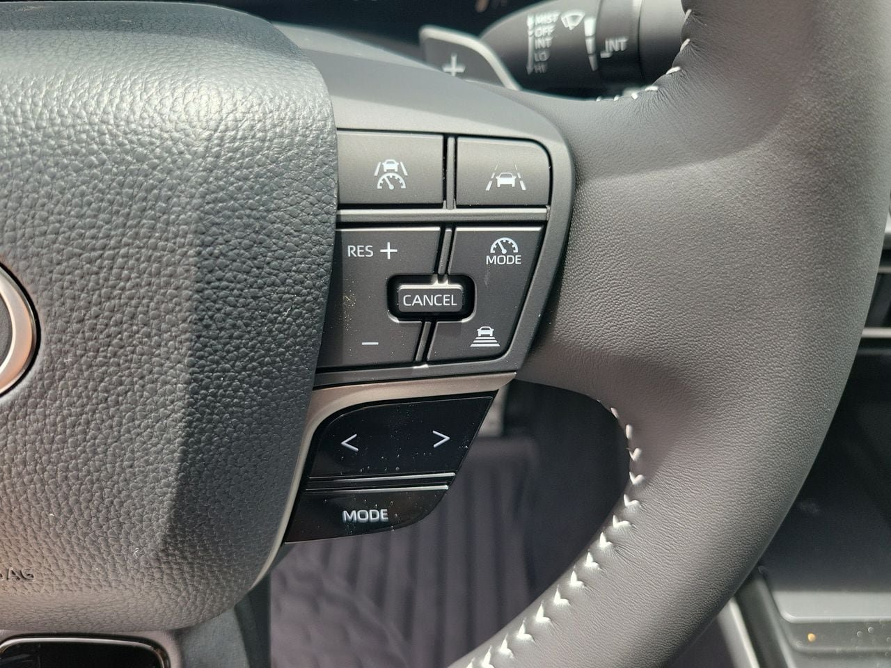 Used 2026 Toyota Camry SE FWD image 21