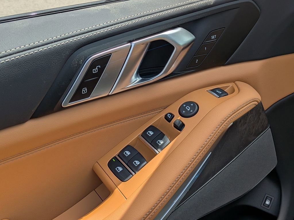 New 2026 BMW X5 xDrive50e image 15