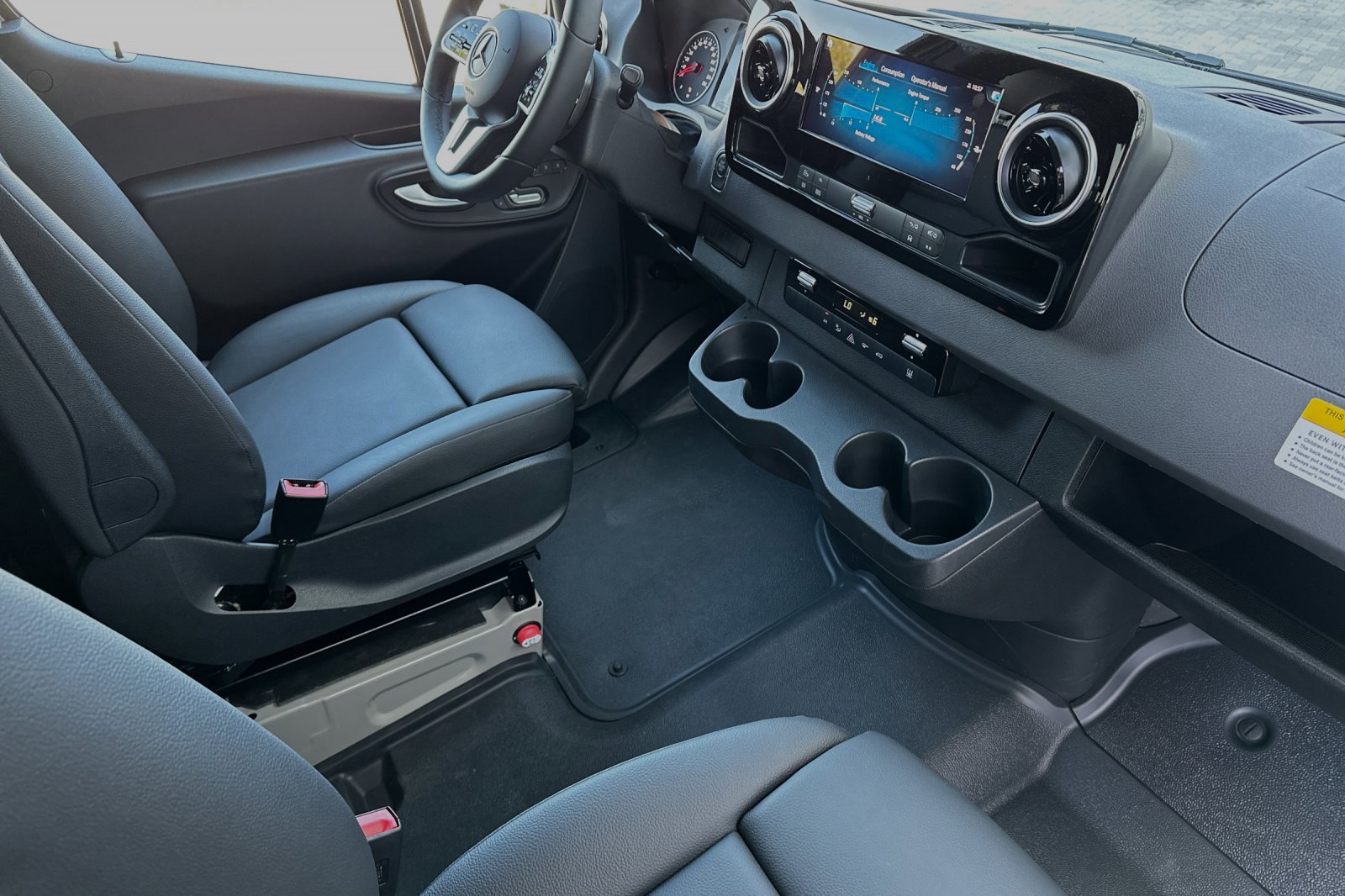 New 2023 Mercedes-Benz Sprinter 2500 image 18