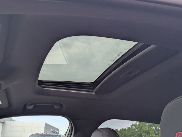 New 2026 Chevrolet Trax RS w/ Sunroof Package FWD image 13
