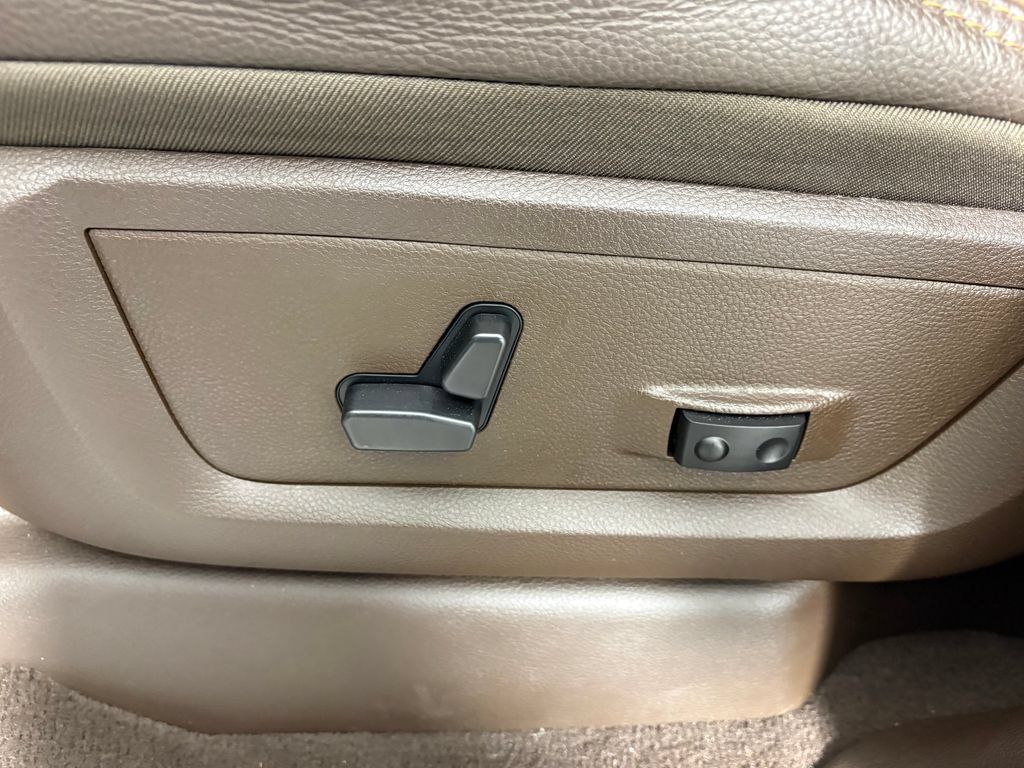 Used 2025 RAM 2500 Limited AWD/4WD image 14