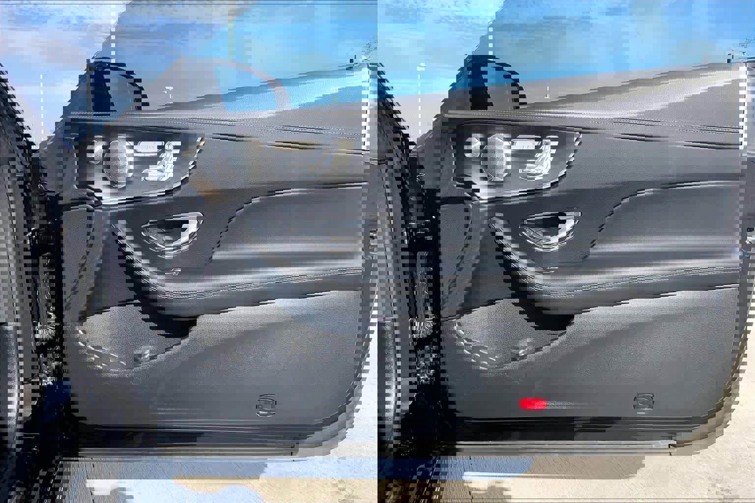 Used 2022 Mercedes-Benz E 450 Coupe image 19