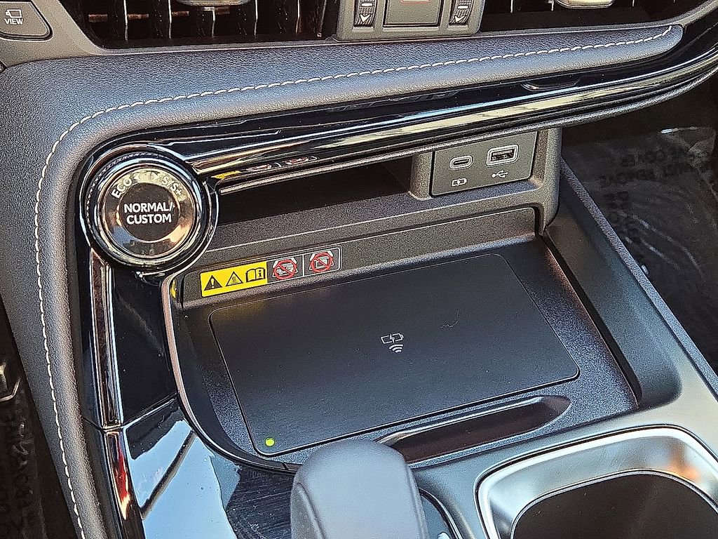 Used 2025 Lexus NX 450h+ F Sport image 27