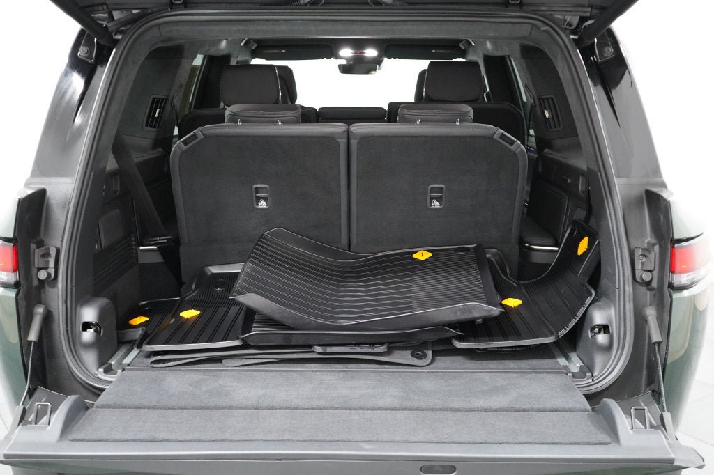 Used 2023 Rivian R1S Adventure Quad AWD/4WD image 35