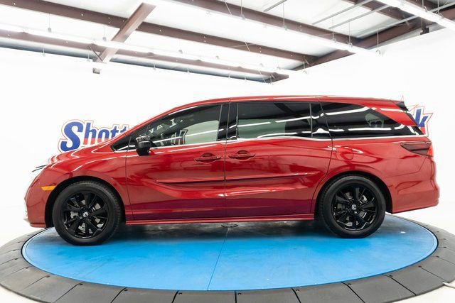 Certified 2024 Honda Odyssey Sport image 5