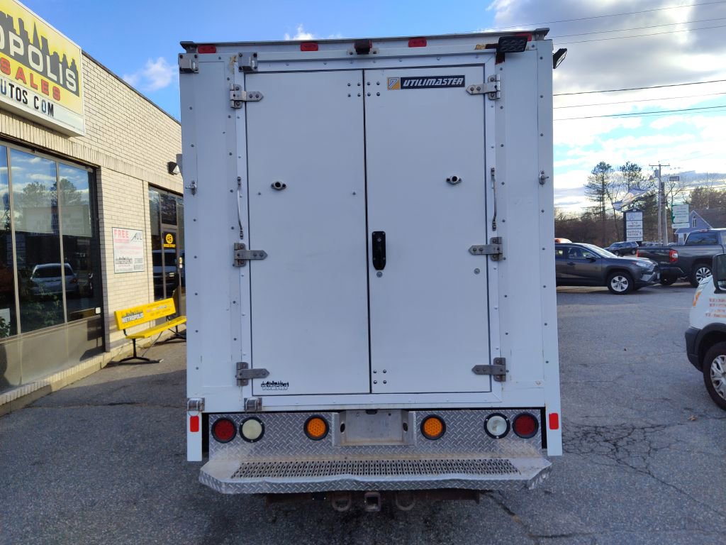 Used 2012 Chevrolet Express 3500 image 7