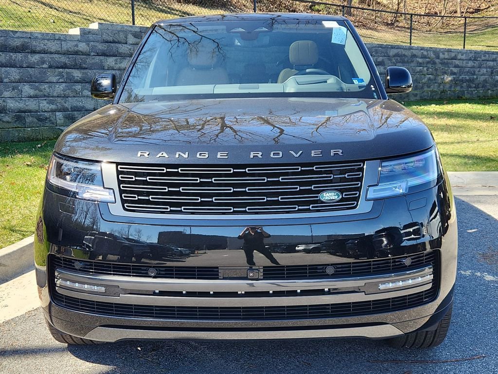 New 2026 Land Rover Range Rover Long Wheelbase SE AWD/4WD image 8
