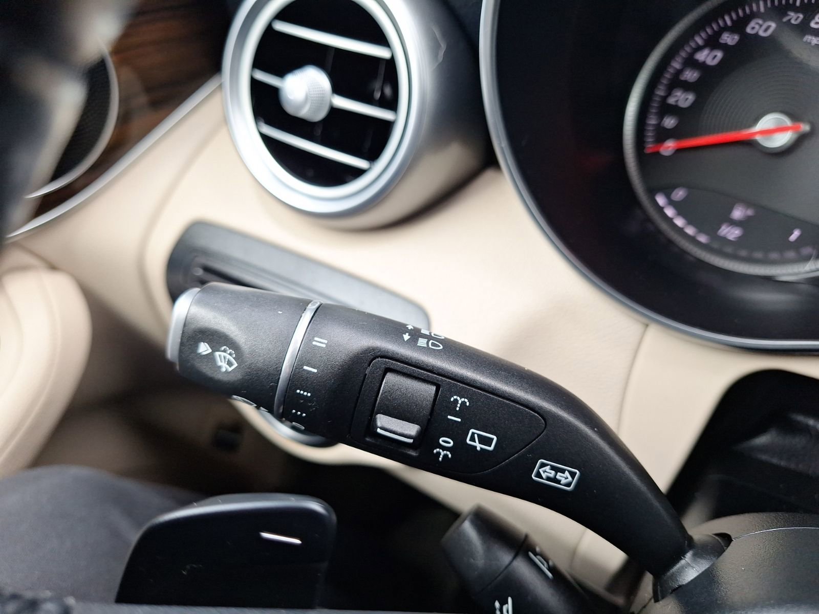 Used 2017 Mercedes-Benz GLC 300 image 21