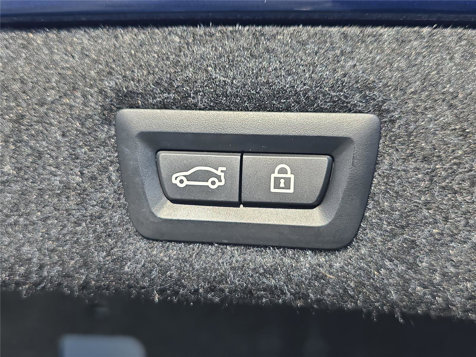 Used 2023 BMW 540i 540i w/ M Sport Package image 9