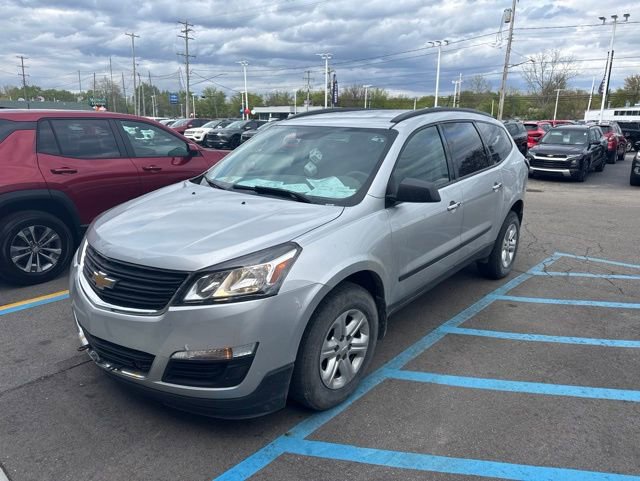 Used 2015 Chevrolet Traverse LS FWD image 1
