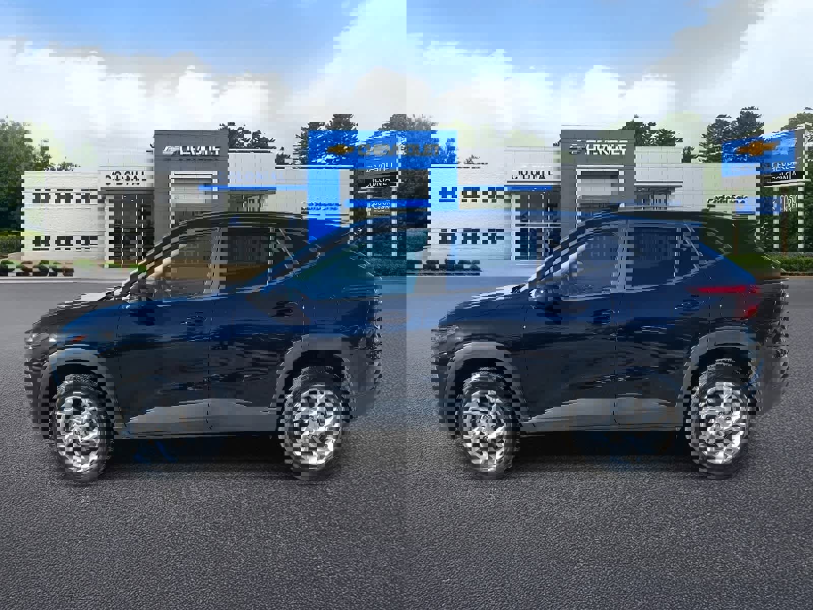 Used 2024 Chevrolet Trax LS w/ LS Convenience Package image 6