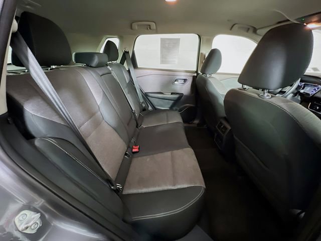 Used 2023 Nissan Rogue SV AWD/4WD image 38