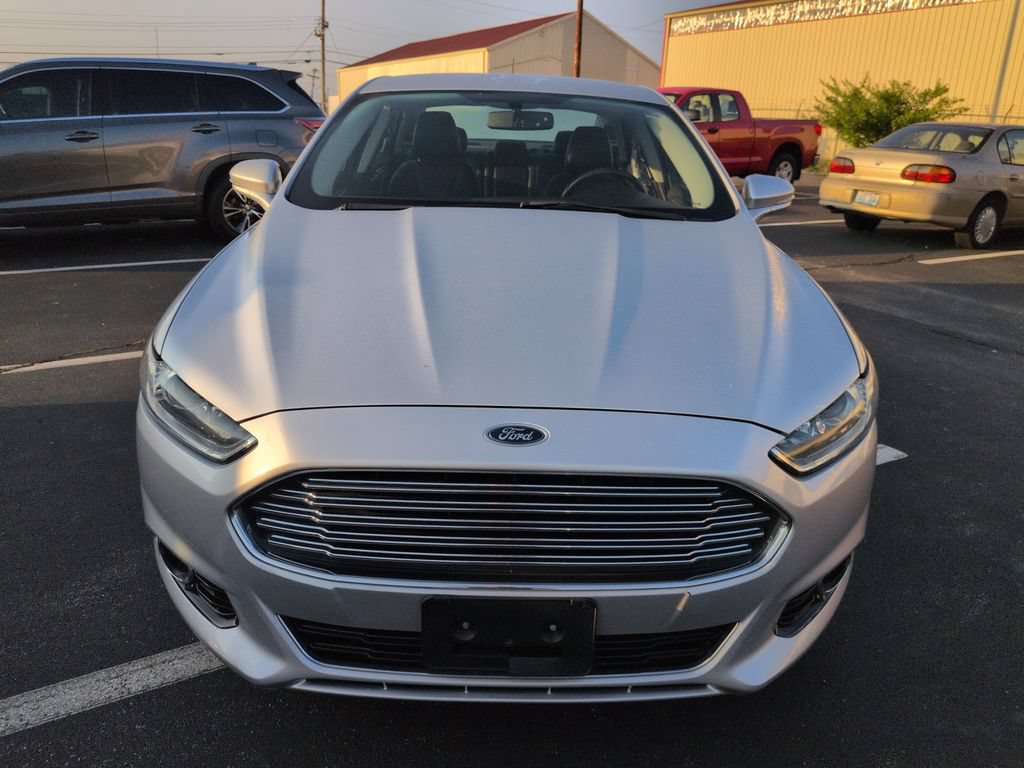 Used 2016 Ford Fusion Titanium FWD image 9