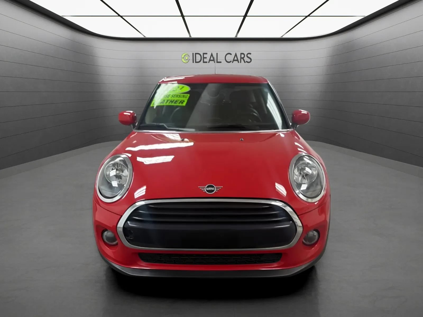 Used 2021 MINI Cooper 4-Door Hardtop FWD image 2