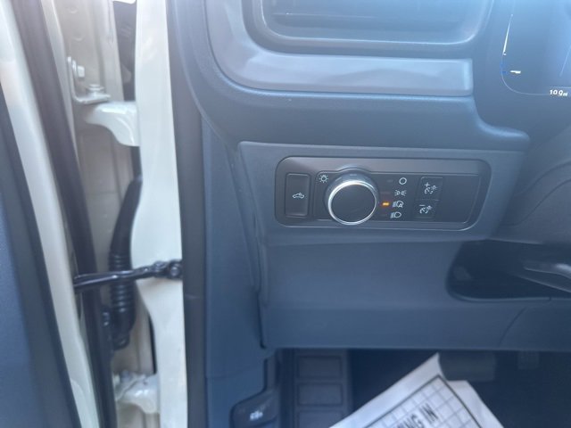 New 2025 Ford Maverick XL w/ Equipment Group 102A image 18