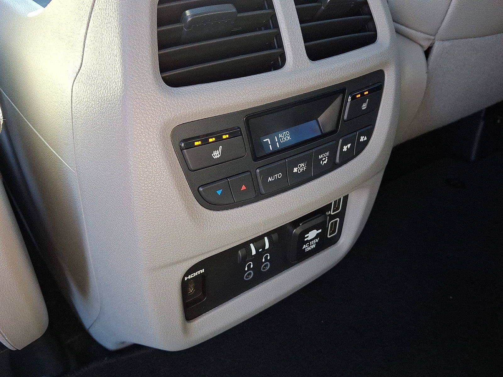 Used 2019 Honda Pilot Touring image 12