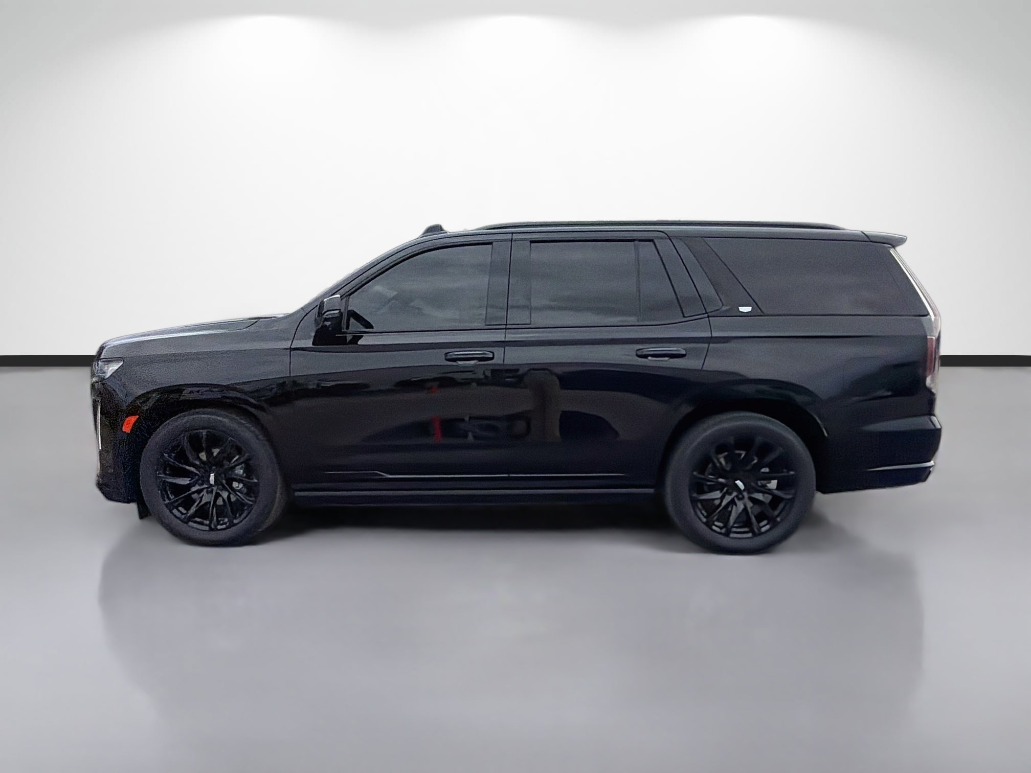 Used 2024 Cadillac Escalade Sport Platinum w/ LPO, ONYX Package AWD/4WD image 6