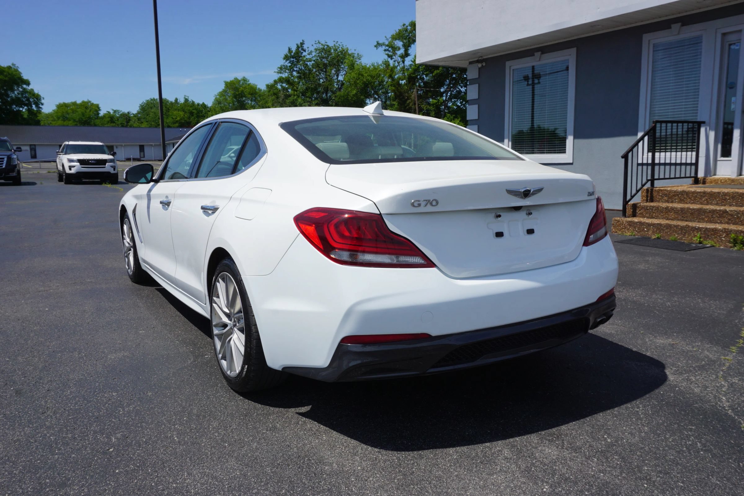 Used 2021 Genesis G70 2.0T RWD image 7
