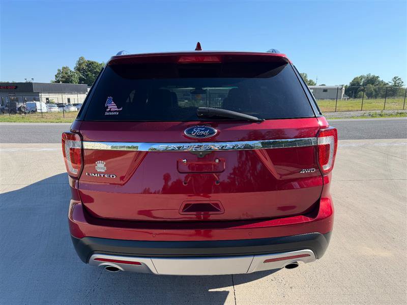 Used 2016 Ford Explorer Limited w/ Equipment Group 301A AWD/4WD image 4