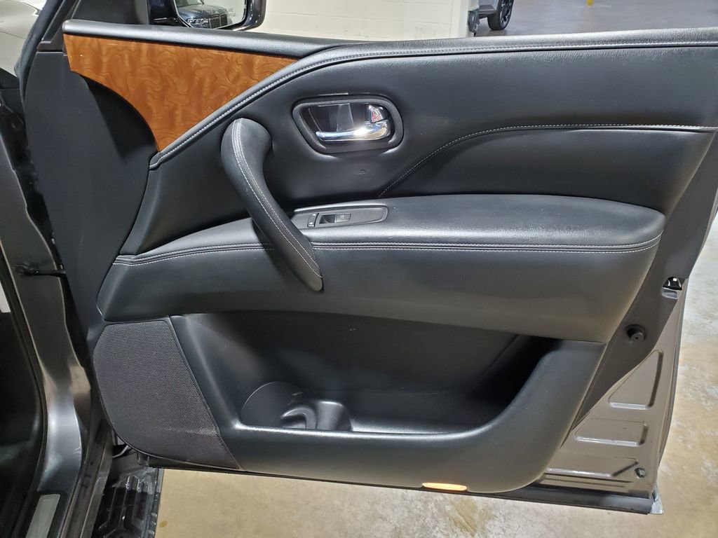 Used 2019 INFINITI QX80 Luxe w/ Proassist Package RWD image 17