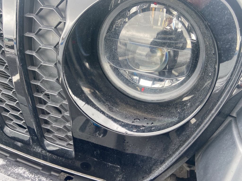 Used 2023 Jeep Wrangler Unlimited w/ Cold Weather Group image 7