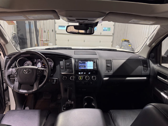 Used 2021 Toyota Sequoia Nightshade w/ Safety & Convenience Package AWD/4WD image 18