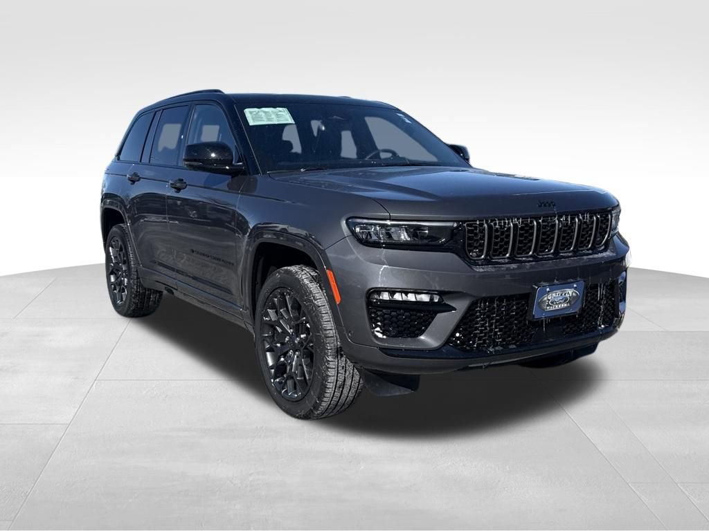 Used 2025 Jeep Grand Cherokee Summit w/ Adv Protech Group IV image 4