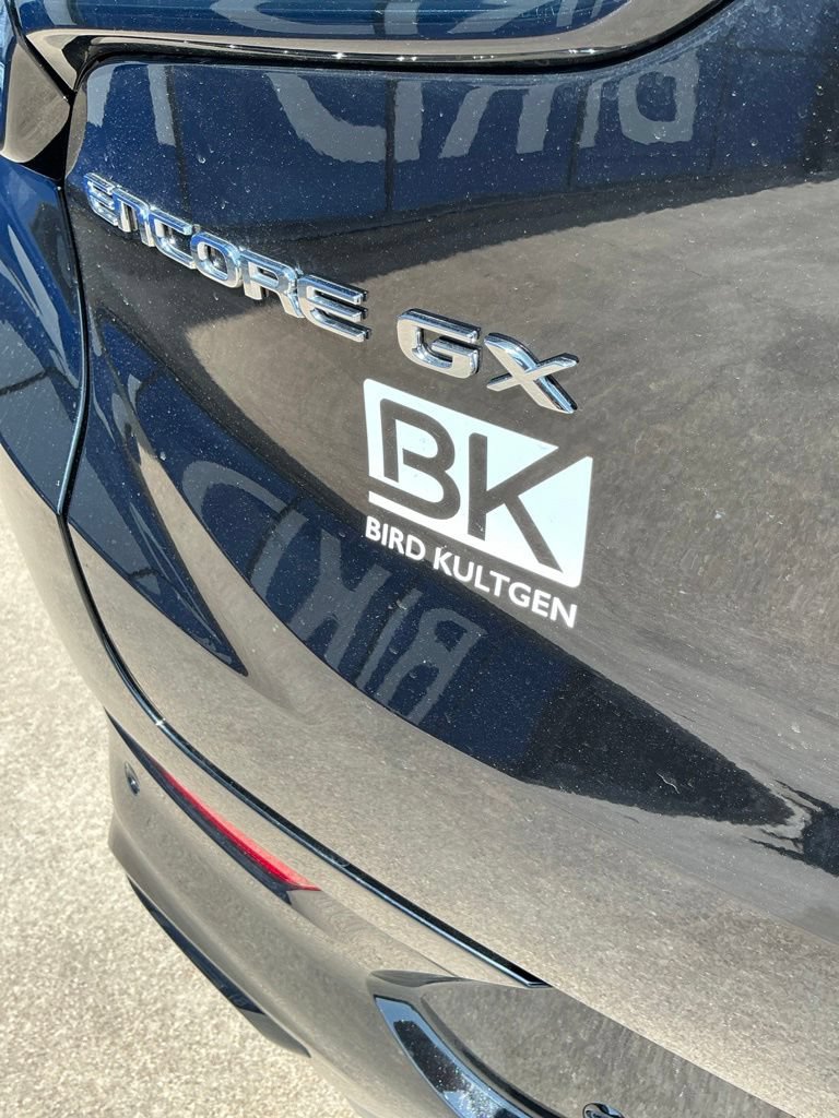 Used 2026 Buick Encore GX Avenir w/ Avenir Technology Package FWD image 21