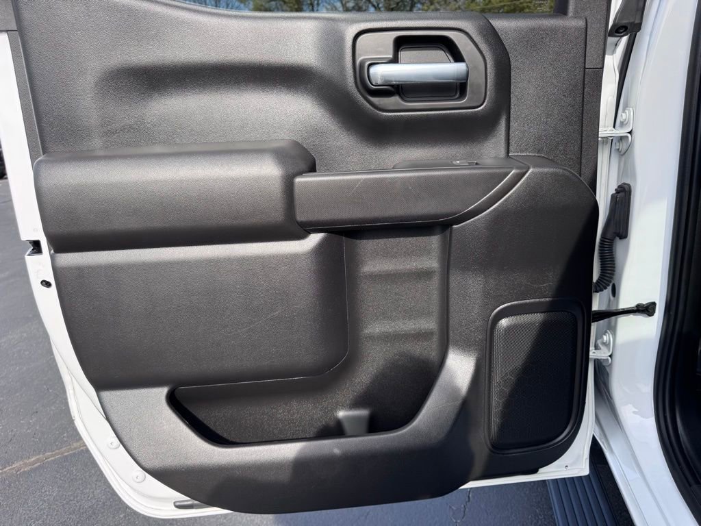 Used 2023 Chevrolet Silverado 1500 Custom image 22