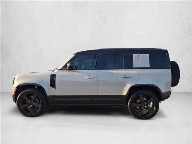 Used 2026 Land Rover Defender 110 X-Dynamic SE AWD/4WD image 9