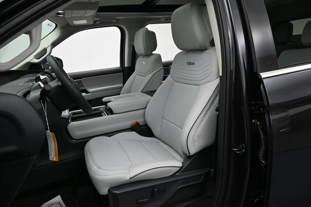 New 2027 Ford Expedition Platinum w/ Platinum Ultimate Package AWD/4WD image 12