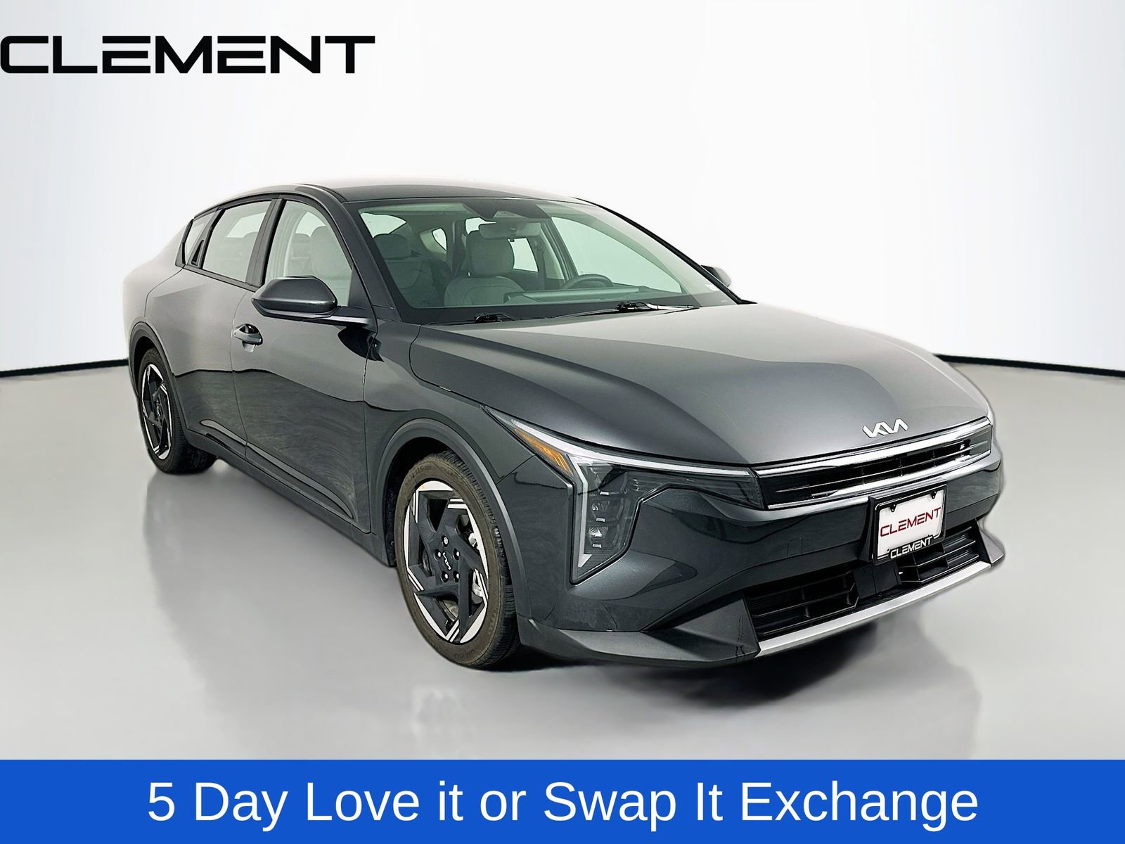 Used 2025 Kia K4 EX image 3