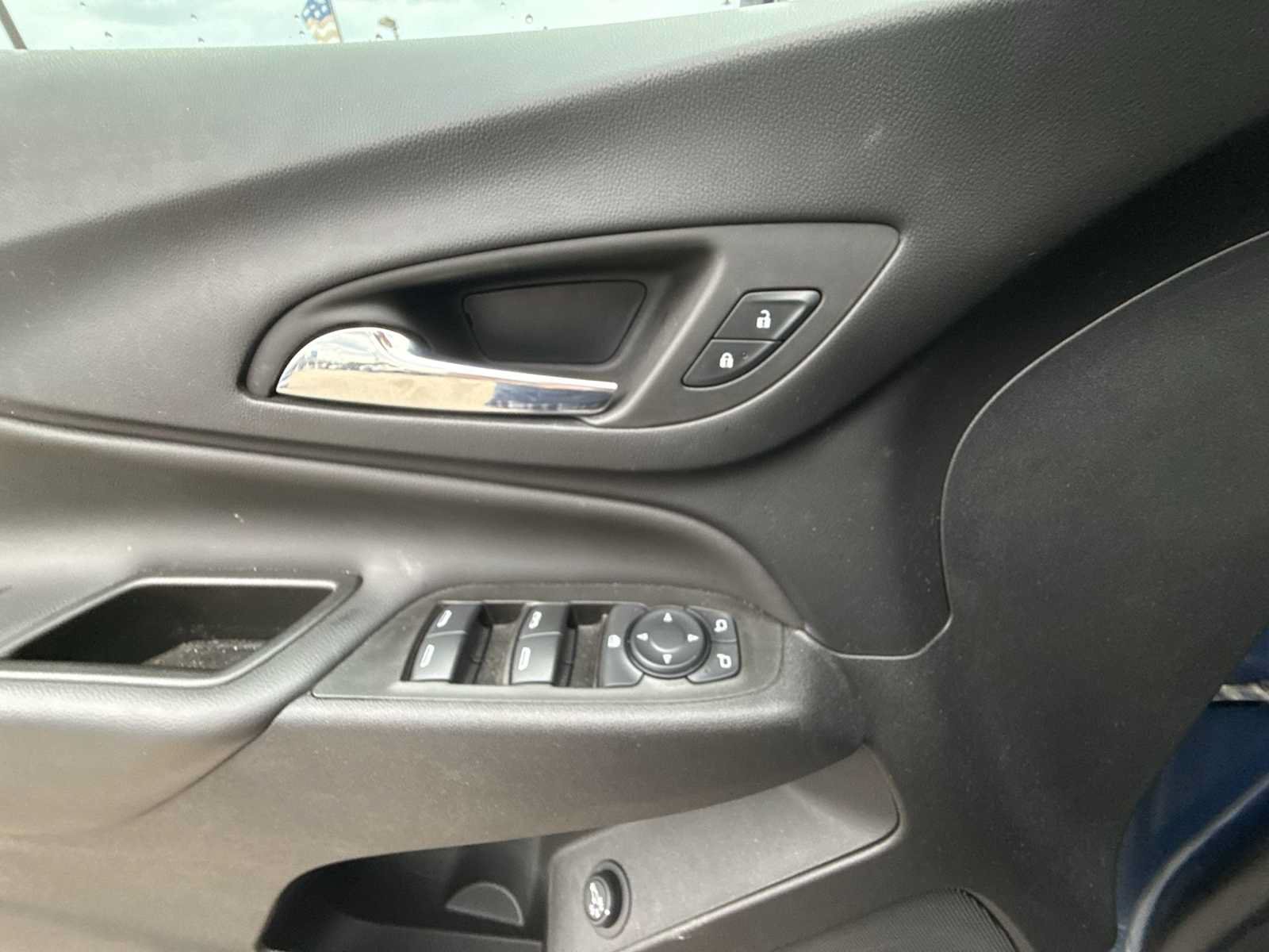 Certified 2024 Chevrolet Equinox LT FWD image 21