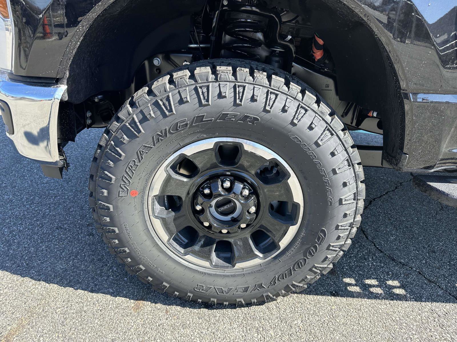 New 2026 Ford F250 XLT w/ Tremor Off-Road Package image 6