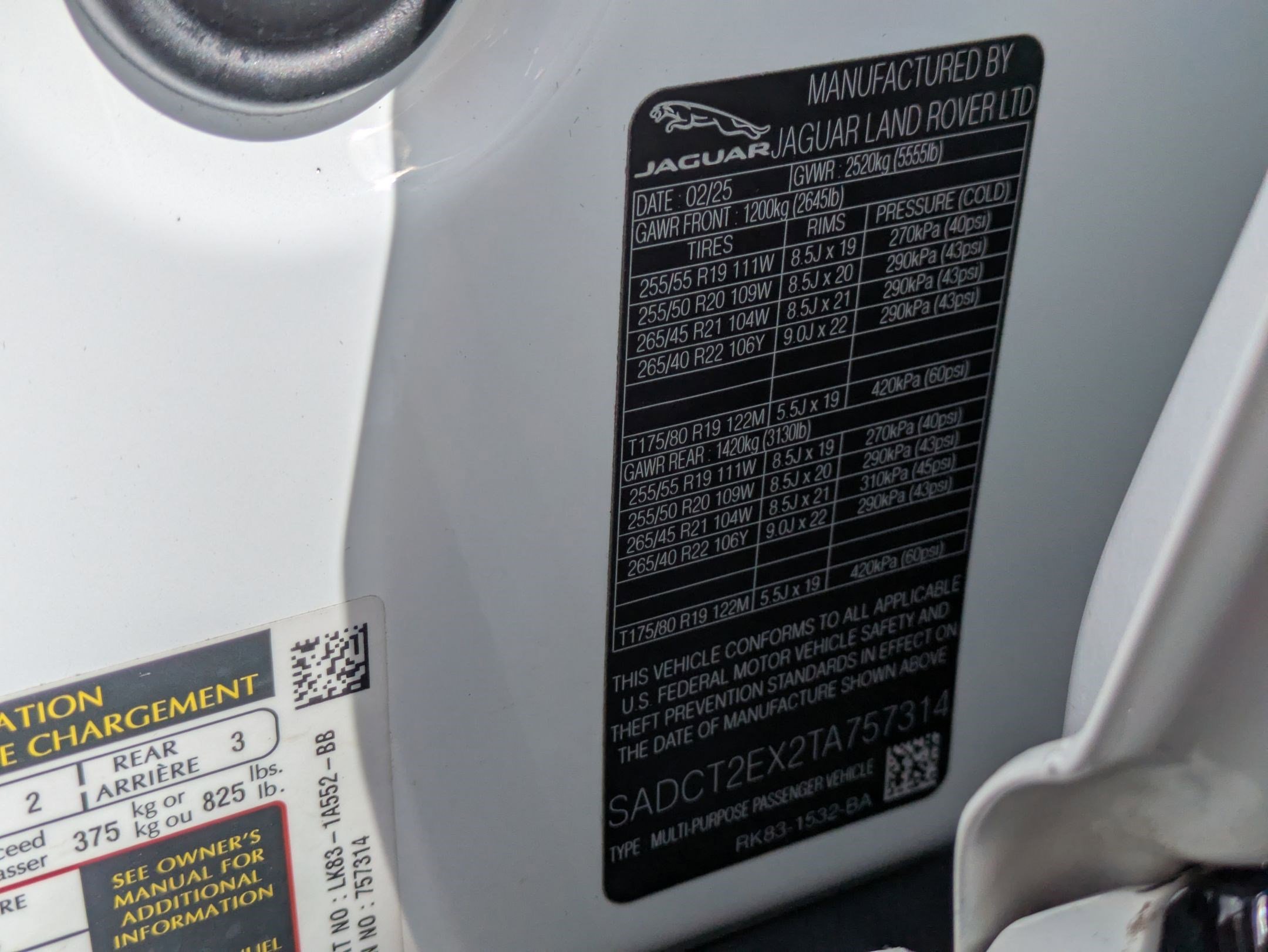 Used 2026 Jaguar F-PACE R-Dynamic S AWD/4WD image 36