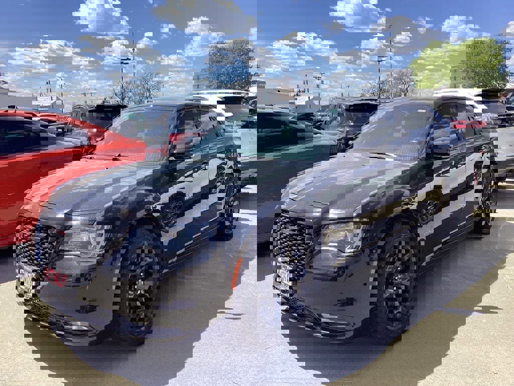 Used 2021 Chrysler 300 S image 7