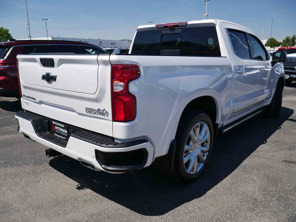 Used 2024 Chevrolet Silverado 1500 High Country w/ High Country Premium Package image 23