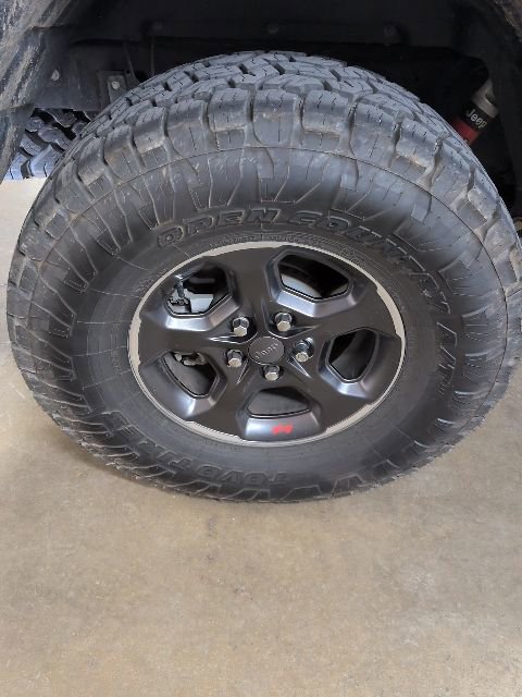 Used 2022 Jeep Gladiator Rubicon image 12