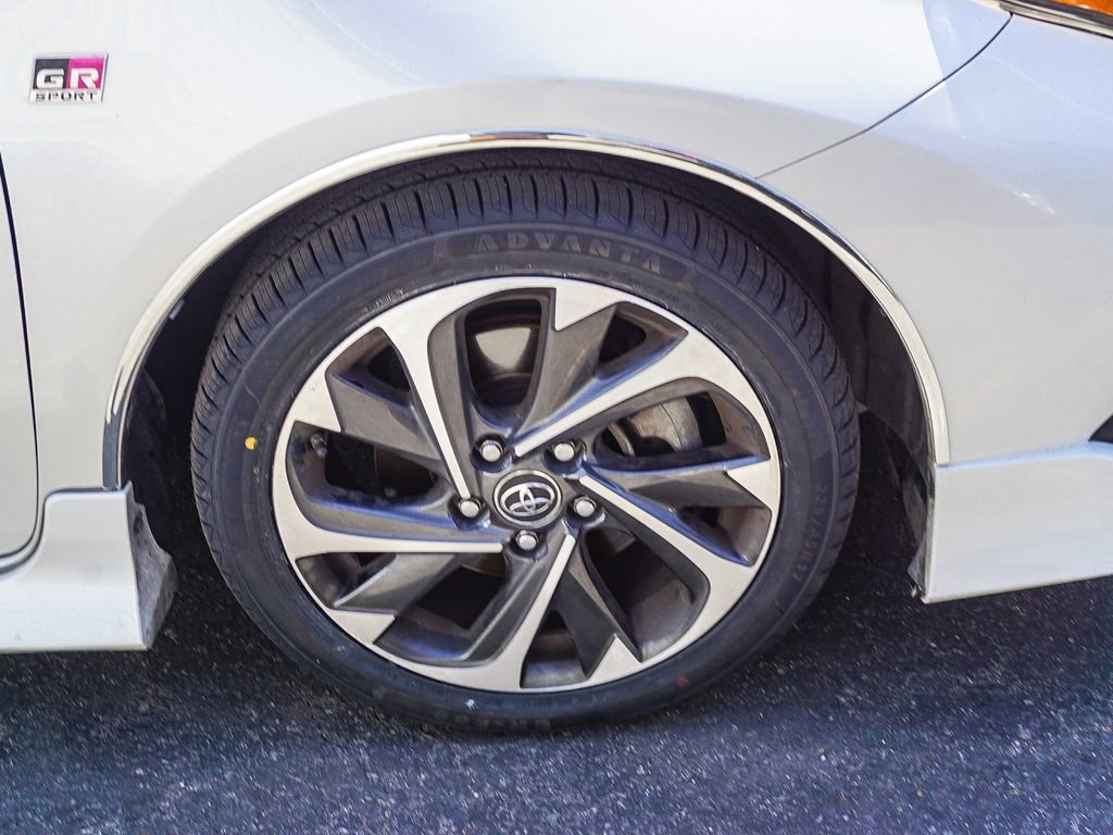 Used 2018 Toyota Corolla iM w/ Carpet Mat Package (TMS) FWD image 9