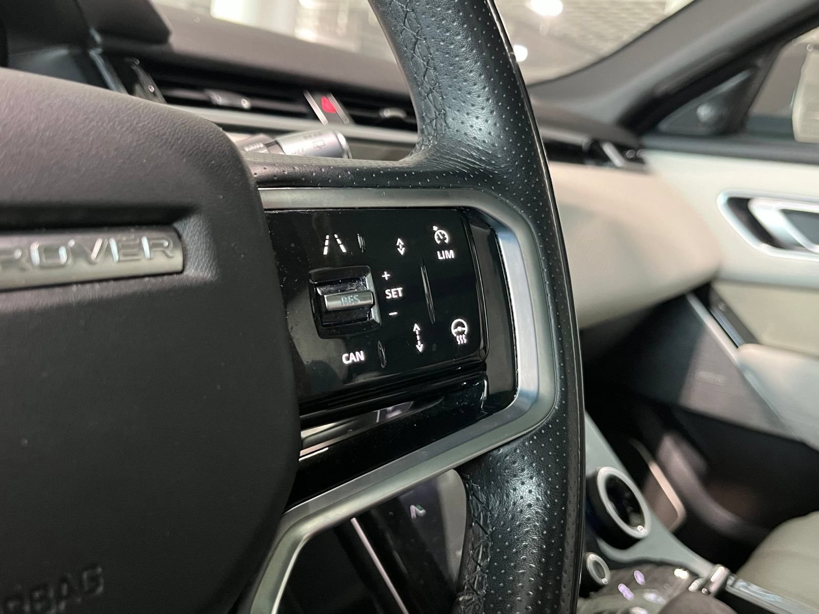 Used 2021 Land Rover Range Rover Velar R-Dynamic S AWD/4WD image 29