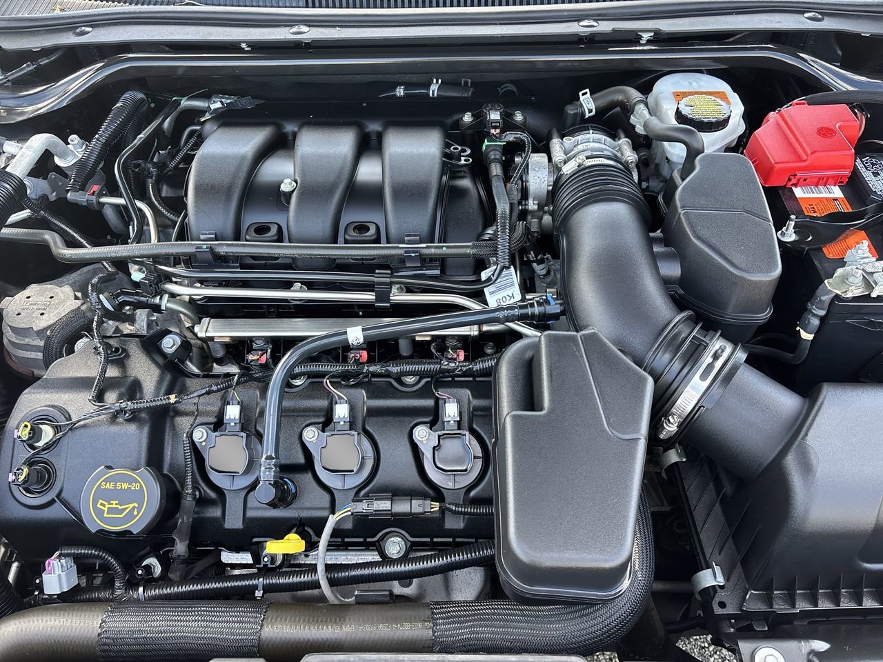 Used 2019 Ford Taurus SE image 10