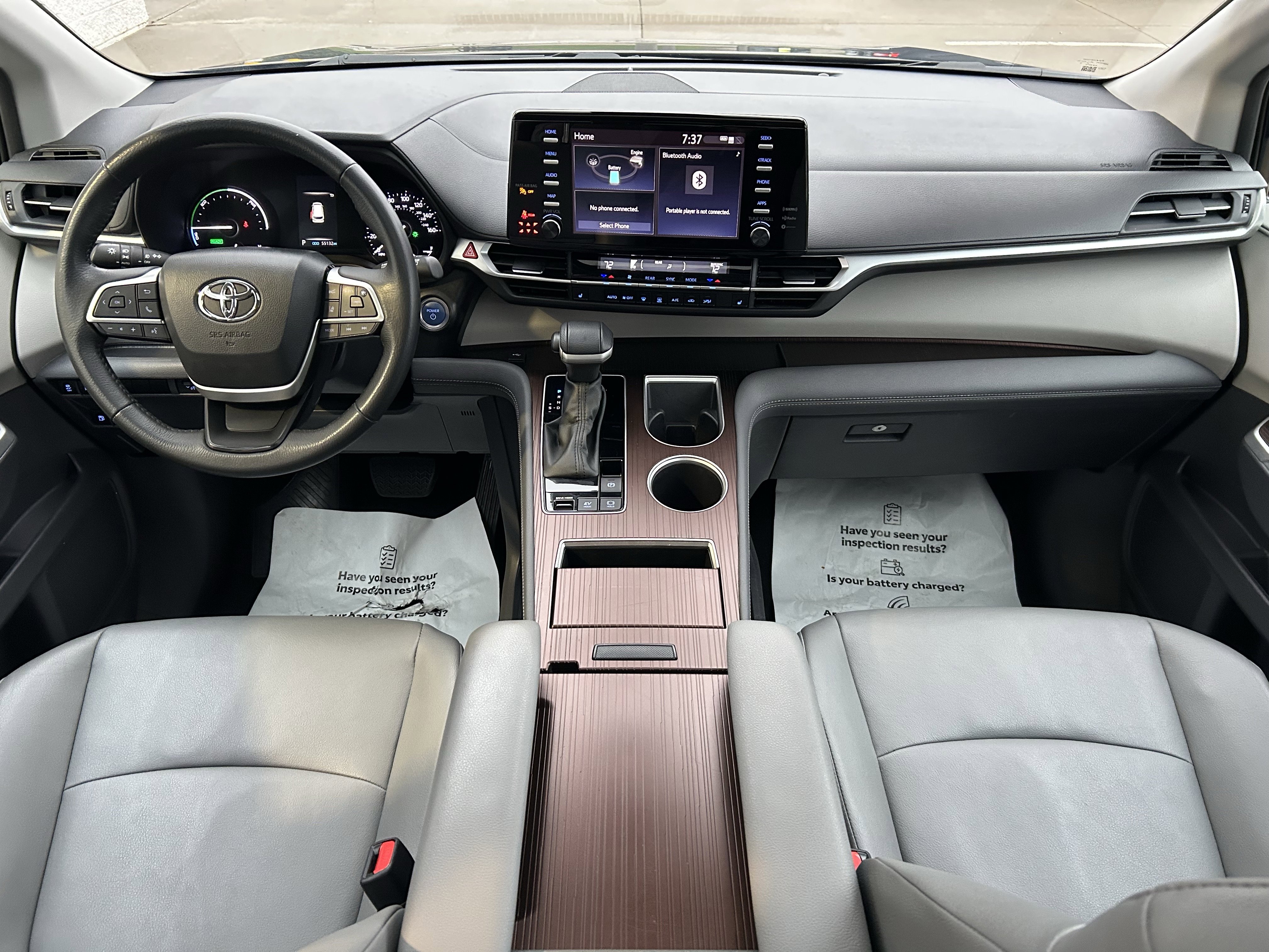 Certified 2024 Toyota Sienna XLE FWD image 18