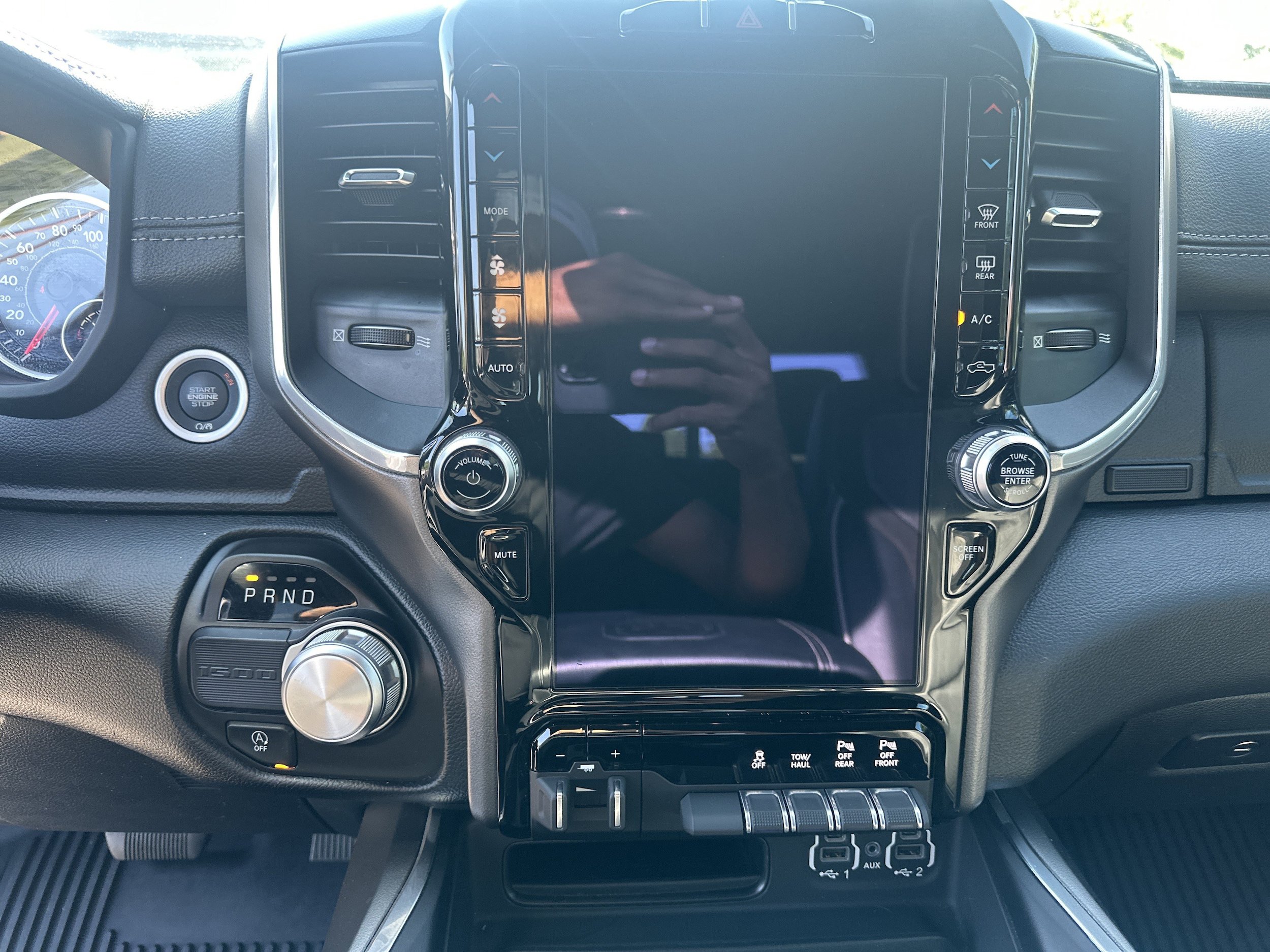 Used 2022 RAM 1500 Laramie RWD image 29