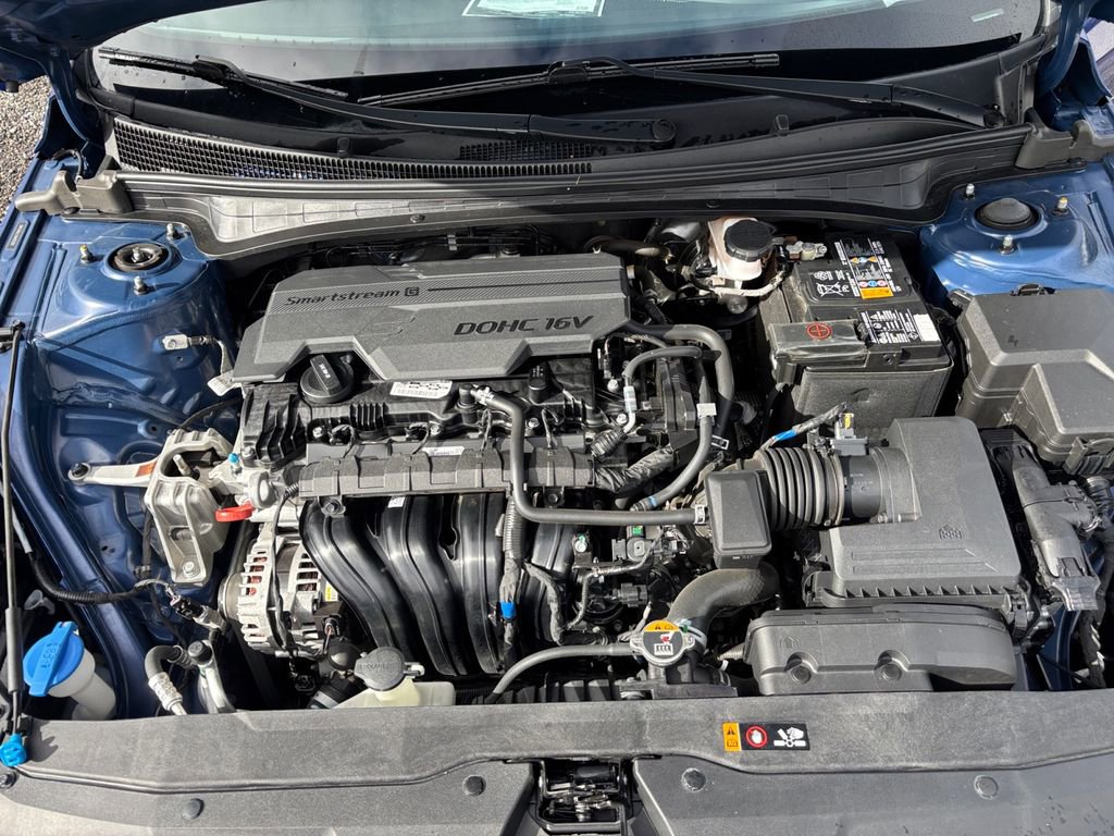 Used 2021 Hyundai Elantra SEL w/ Cargo Package image 21