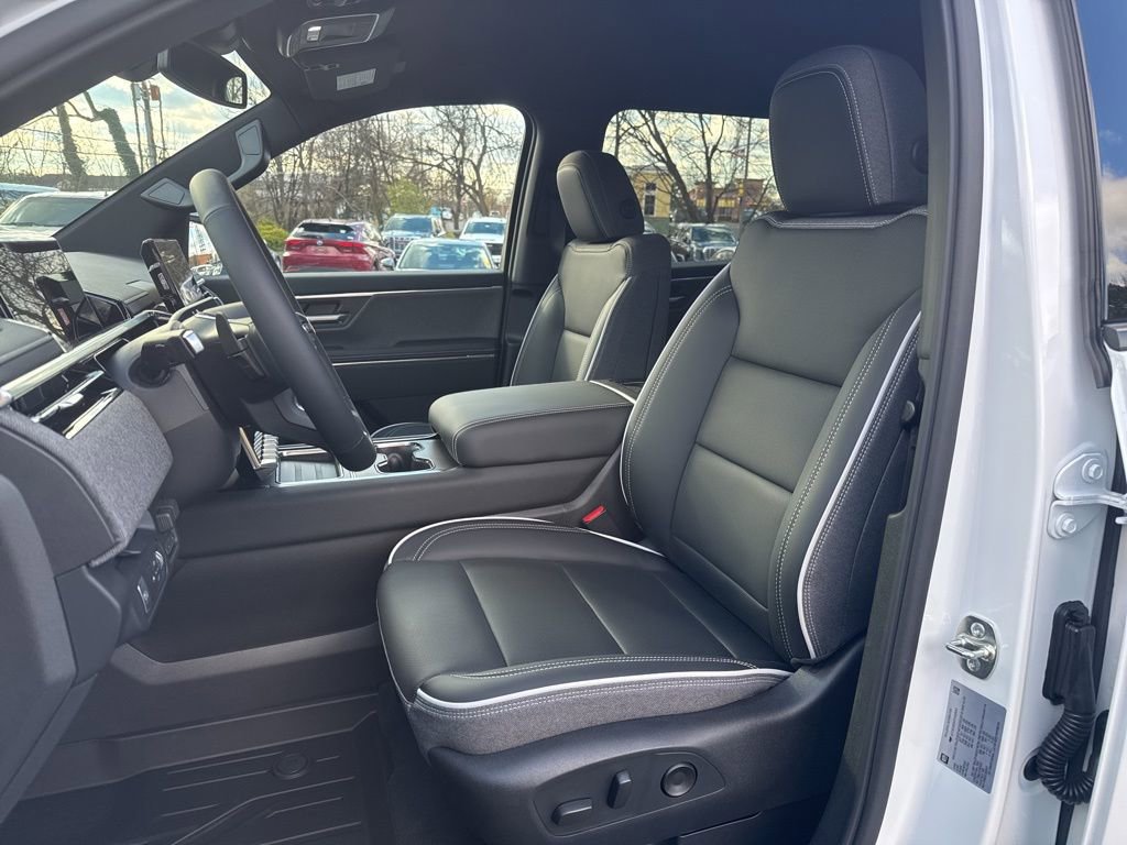 New 2026 GMC Sierra EV Elevation w/ LPO, Elevation Dark Package AWD/4WD image 10