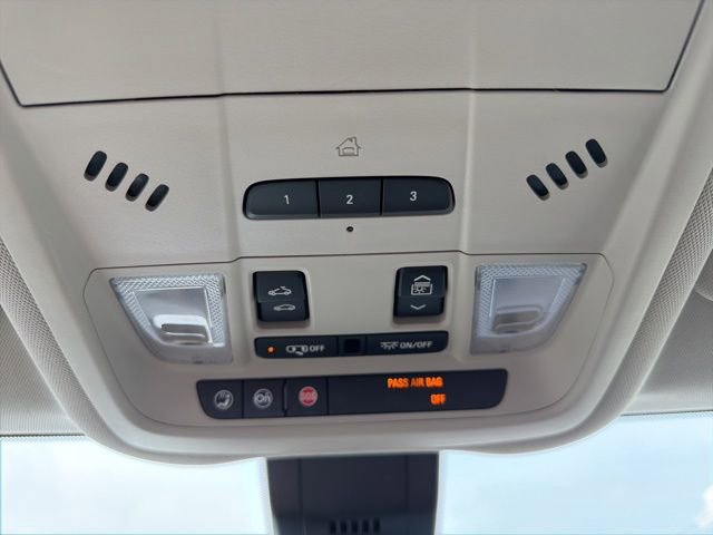 Used 2018 GMC Terrain Denali w/ Advanced Safety Package image 26